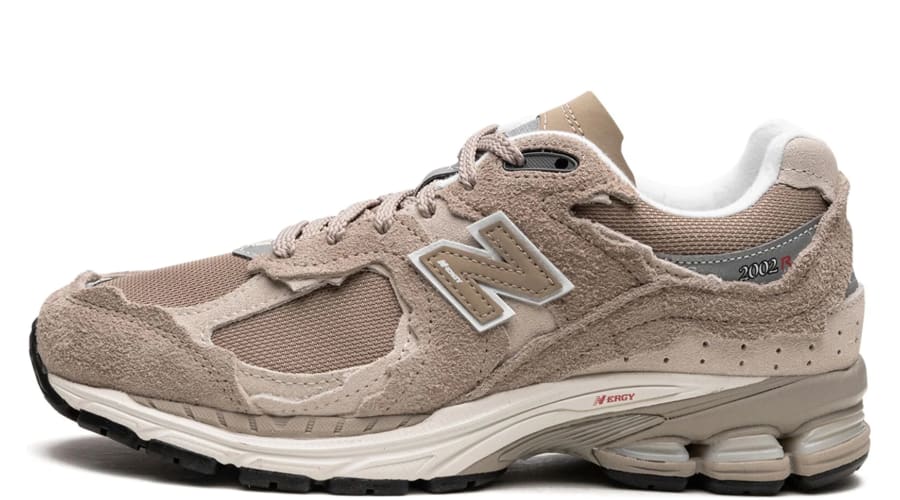 New Balance 2002R Protection Pack Driftwood M2002RDL