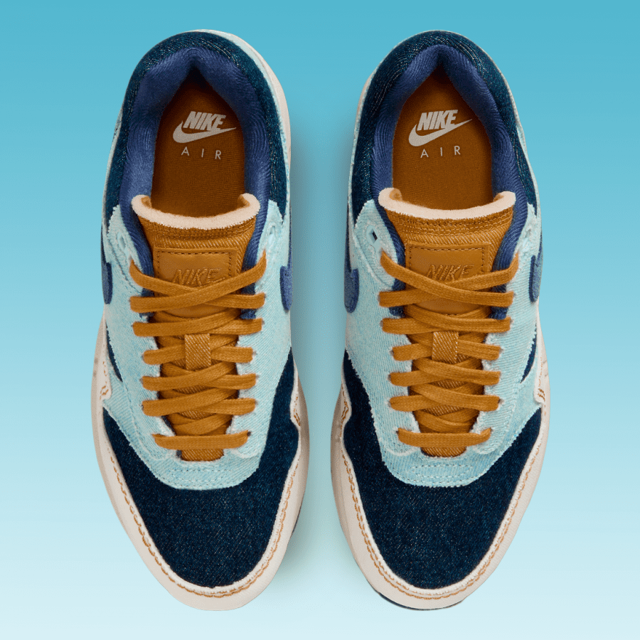nike aur max one