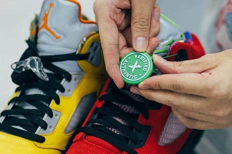 StockX vs. GOAT Who Comes Out On Top For Quality & Shipping