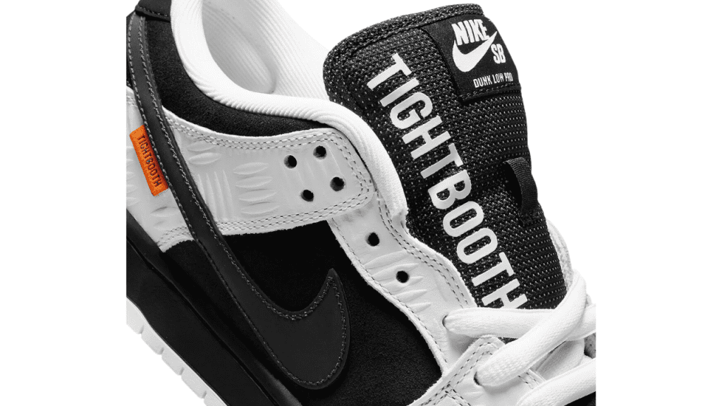 TIGHTBOOTH x Nike SB Dunk Low