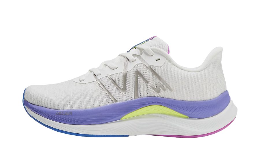 WMNS New Balance FuelCell Propel v4 