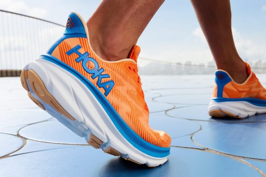 HOKA Clifton 9