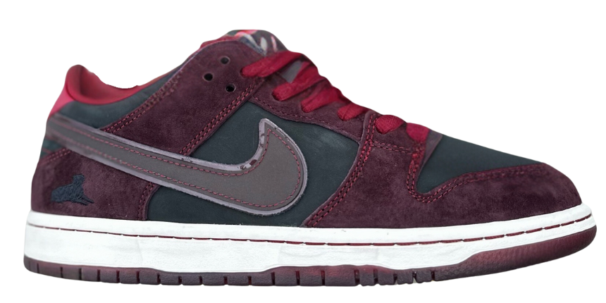 Nike SB Dunk Low