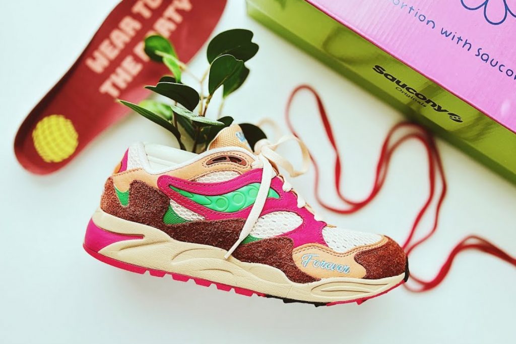 Saucony