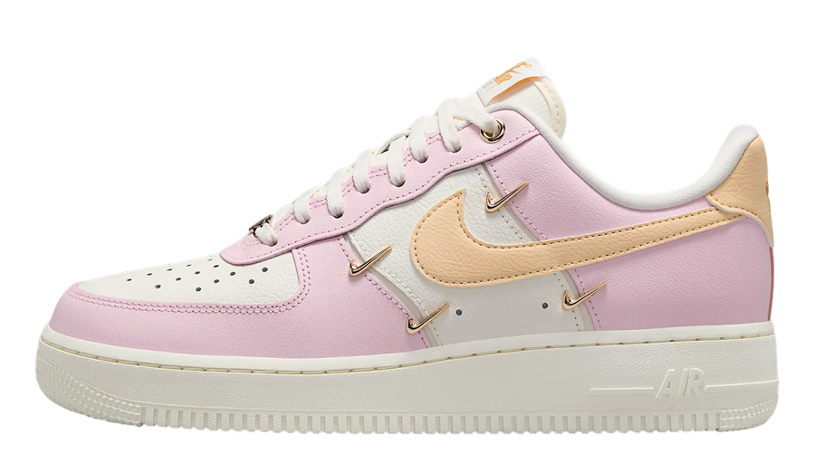 WMNS Nike Air Force 1 Low LX 