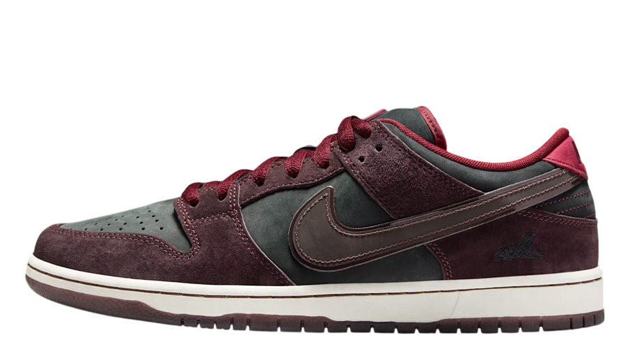 Nike RIOT Skateshop x Dunk Low SB 