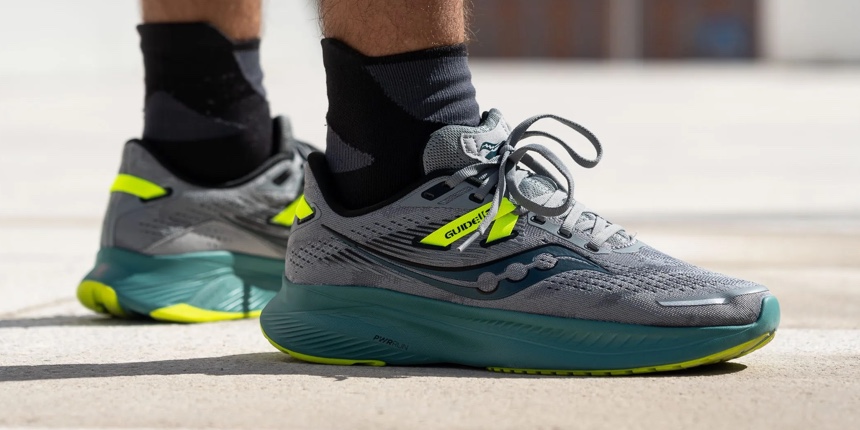 The Top 5 Saucony Sneakers for Flat Feet