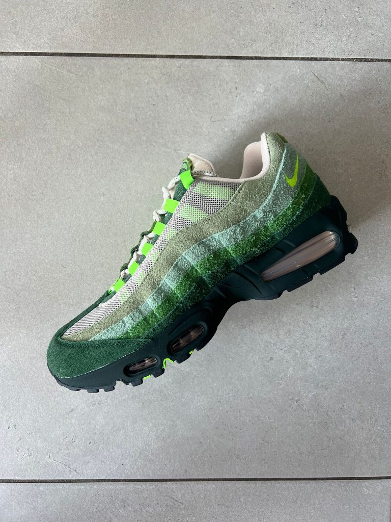 Division St. Nike Air Max 95