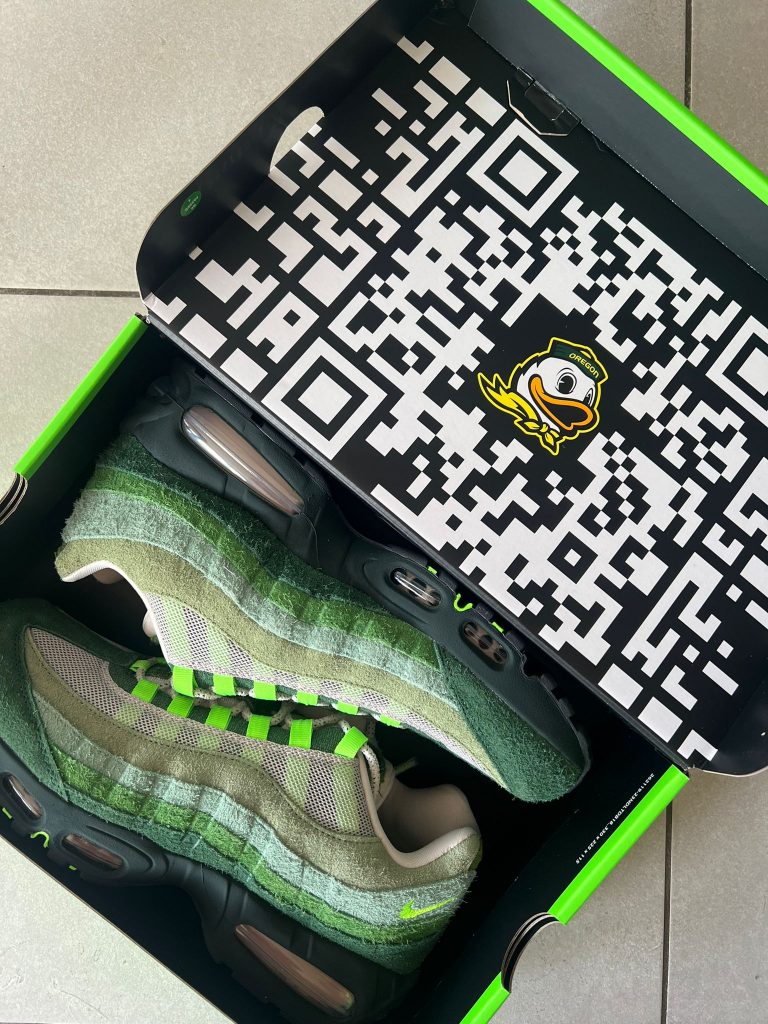 Division St. Nike Air Max 95