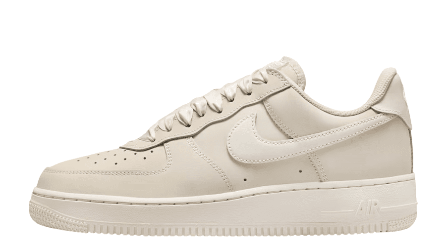 WMNS Nike Air Force 1 Retro Premium 