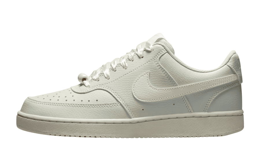 WMNS Nike Court Vision Low 