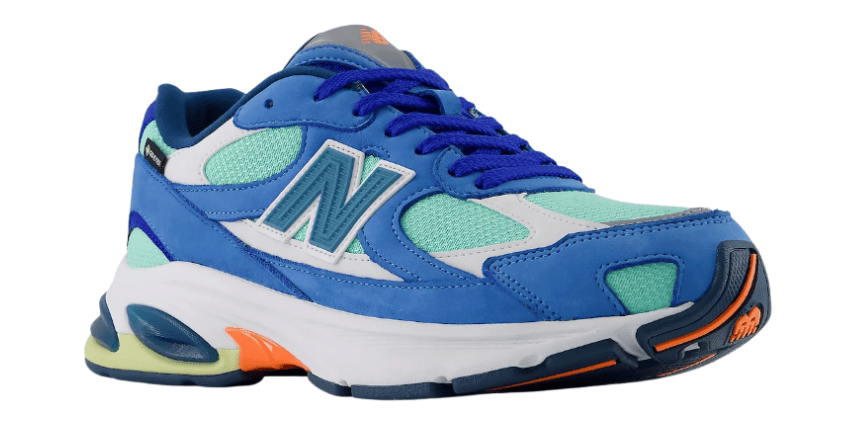 The Apartment New Balance 2010