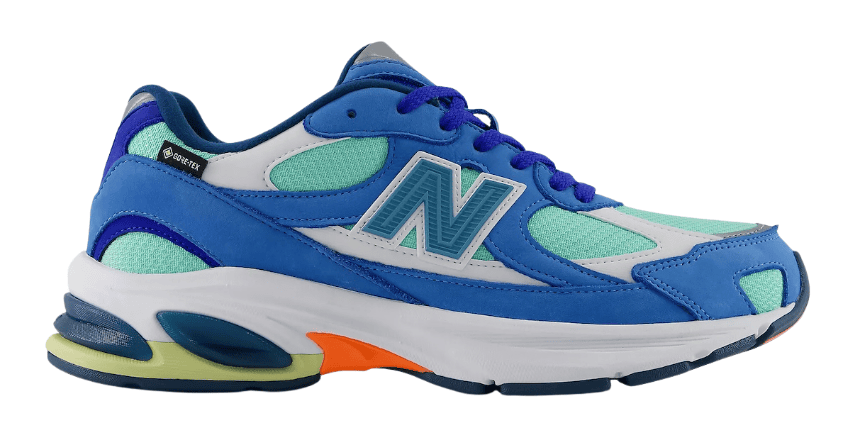 The Apartment New Balance 2010